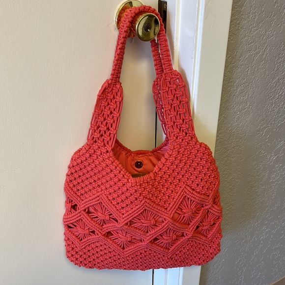 Beautiful Nanette Lenore Macramé Purse/Tote Hand Bag - Picture 4 of 8